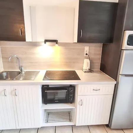 شقة Confortable A Avec Terrasse Et Jardin - 20 M²
