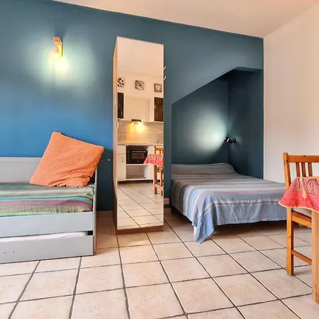 شقة Confortable A Avec Terrasse Et Jardin - 20 M² *
